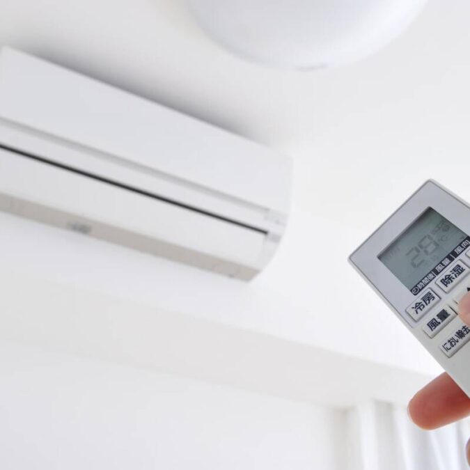 ADOBESTOCK_84821881 675X675 | Jung Albert Installation de climatisation réversible pour maison et bureaux près de Sélestat et Benfeld Ostwald 2